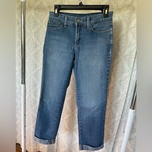 ✨ NYDJ Lift Tuck Jeans Light Wash Cuffed Size 4